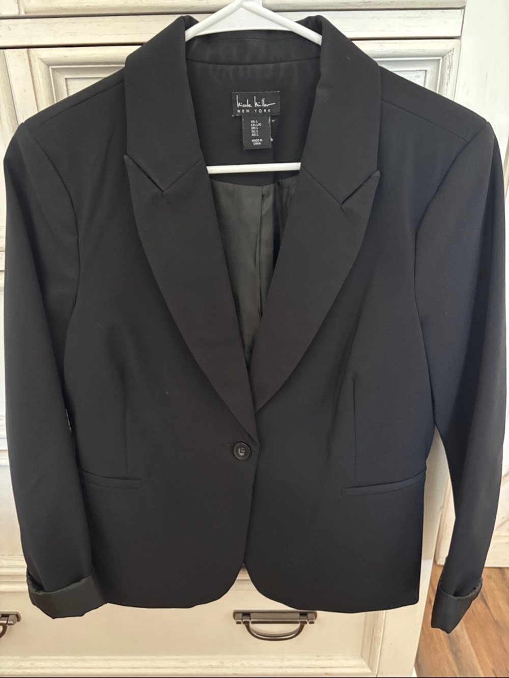 Nicole Miller Black Single-Button Tailored Blazer